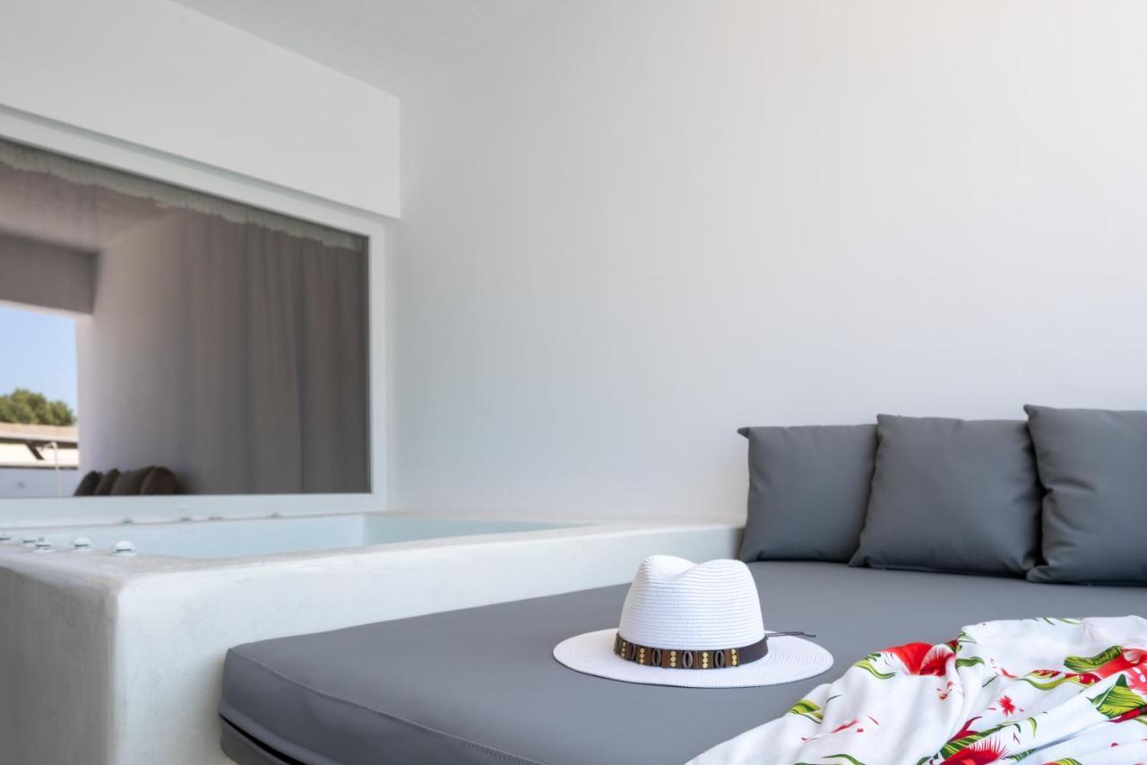 Sand Gem - Beach Apartments بيريفولّوس المظهر الخارجي الصورة